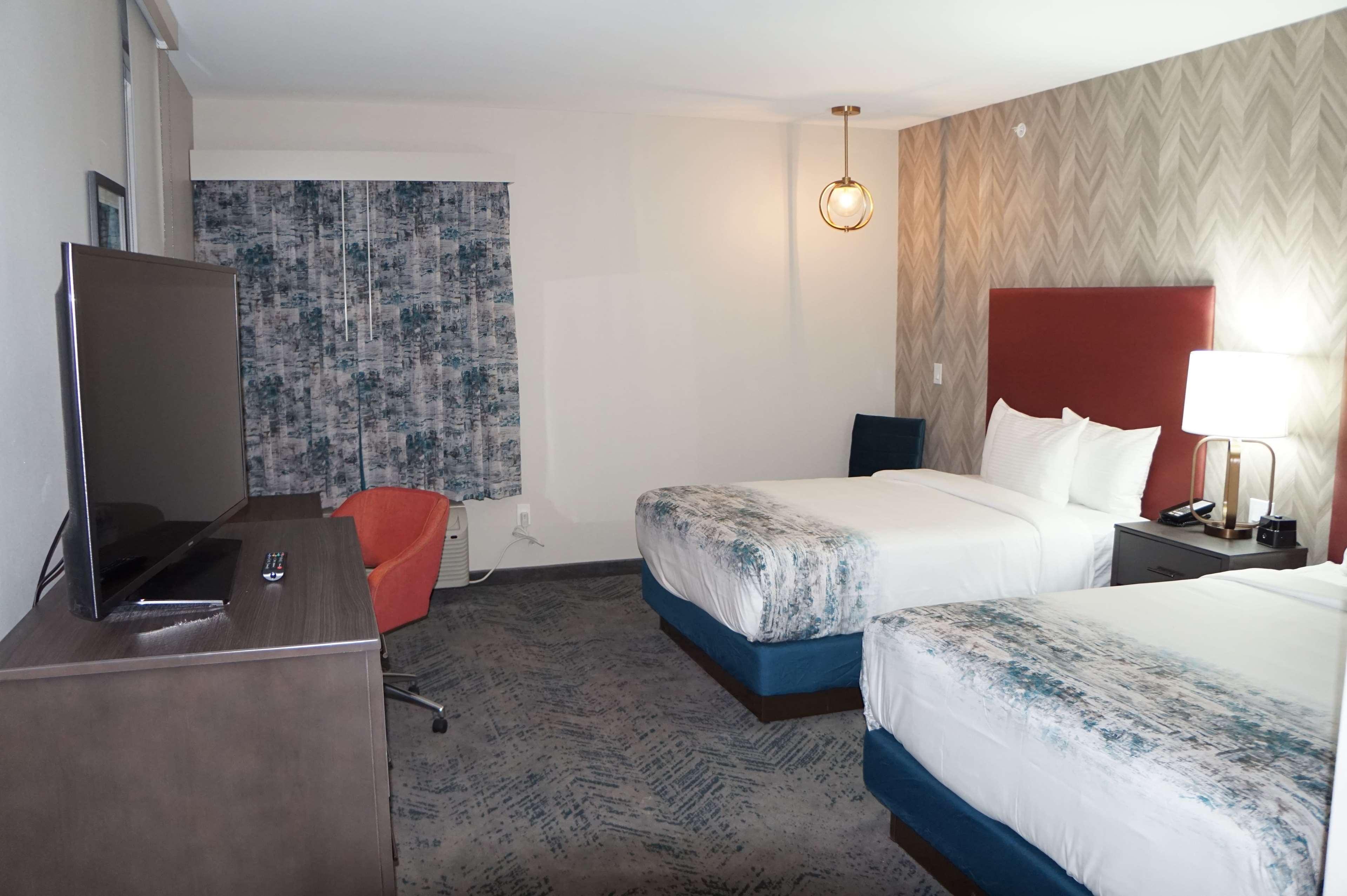 La Quinta Inn & Suites Dfw West-Glade-Parks Euless Buitenkant foto