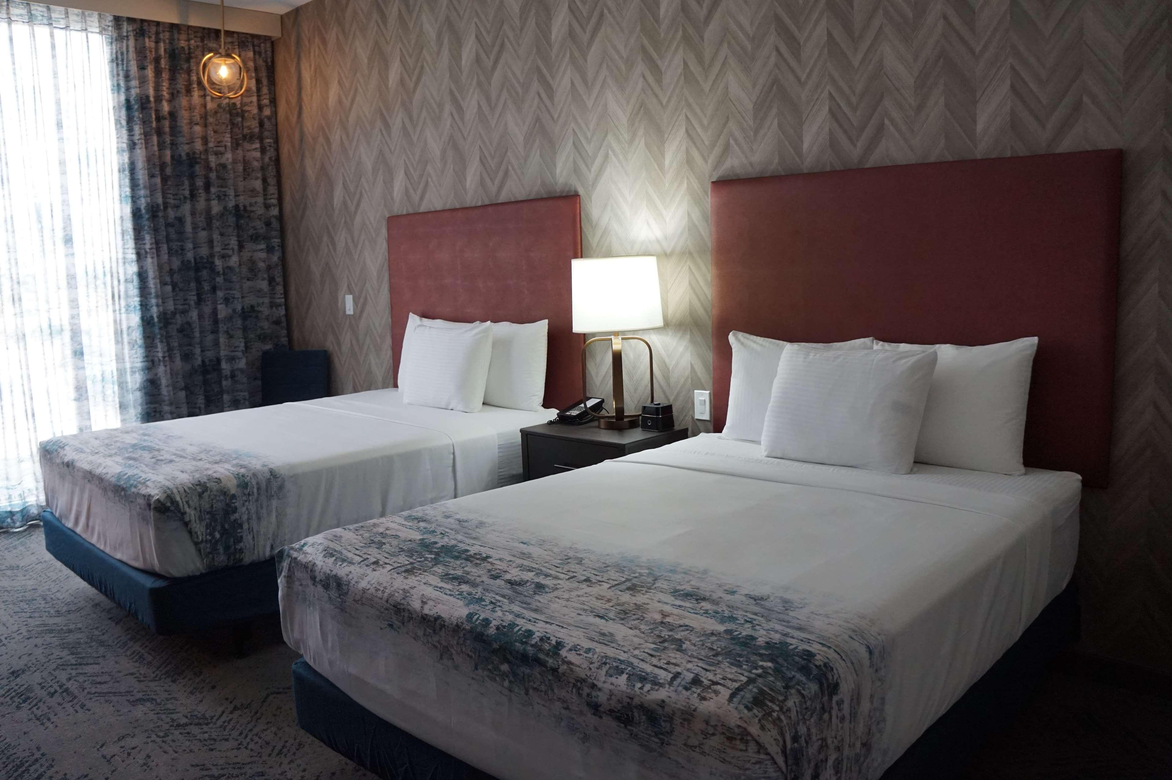 La Quinta Inn & Suites Dfw West-Glade-Parks Euless Buitenkant foto